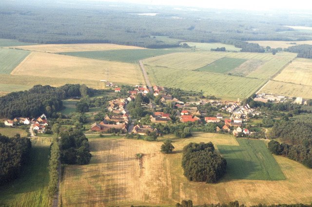 Schmilkendorf im Jahr 2001